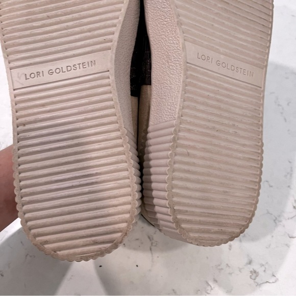 LORI GOLDSTEIN Collection Sabrine Smocked Slip on Sneaker. Size 10 - Picture 9 of 13